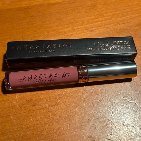 Anastasia Beverly Hills Liquid Lipstick Poet - Picture 3 of 13